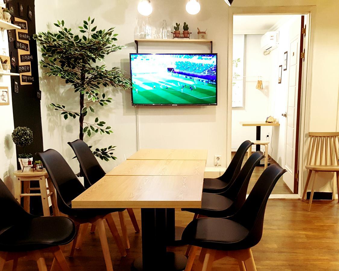 Hongdae Mainstreet Two Room House Сеул Экстерьер фото